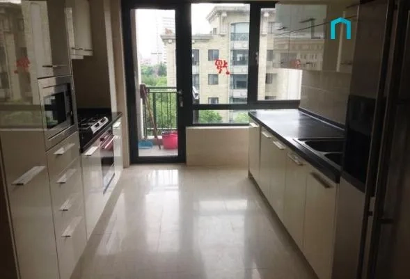 Rm 601 No 8 Lanting Apartment(3)
