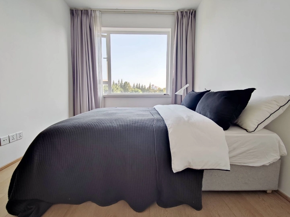 Rm 602 No 1 Central Residence I(18)