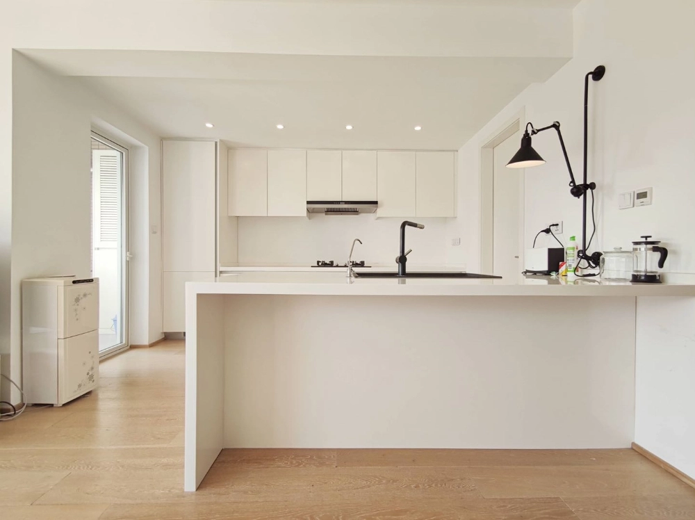 Rm 602 No 1 Central Residence I(9)