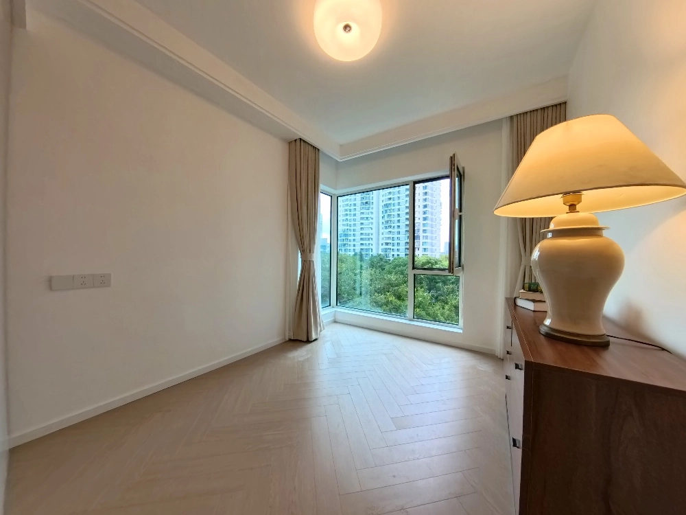 Rm 602 No 22 Venezia I & II(12)