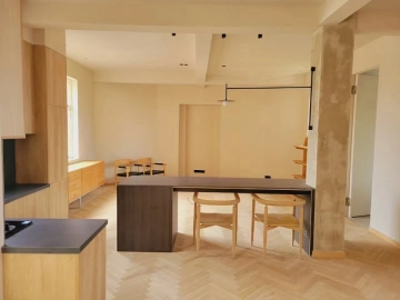 Rm 61 No 305 Hengshan Road(5)