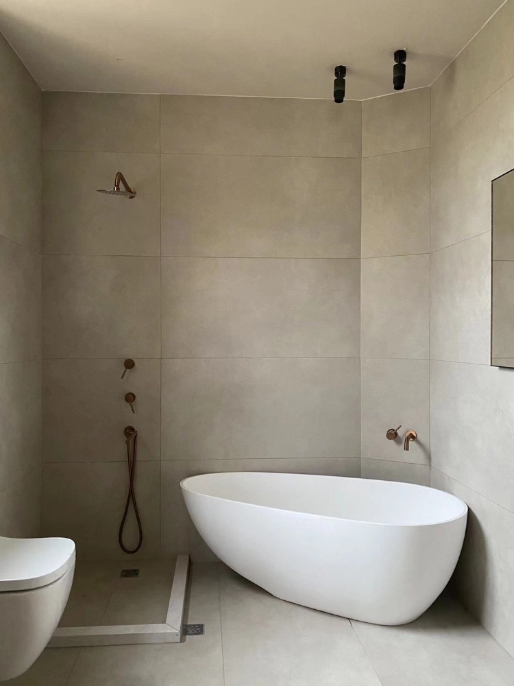 Rm 61 No 305 Hengshan Road(8)