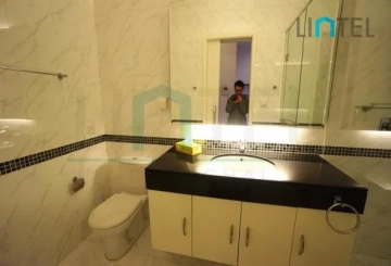 Rm 613 River House(15)