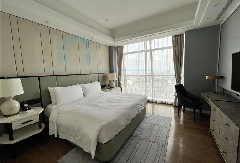 Rm 6608 ST REGIS Apartments(4)