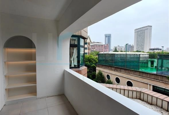 Rm 6B No 3 Grand Plaza(2)