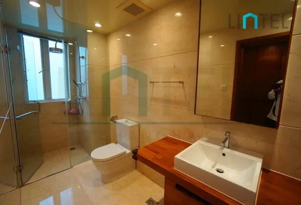 Rm 6D Huating Court(9)