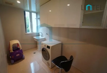 Rm 6D Huating Court(10)