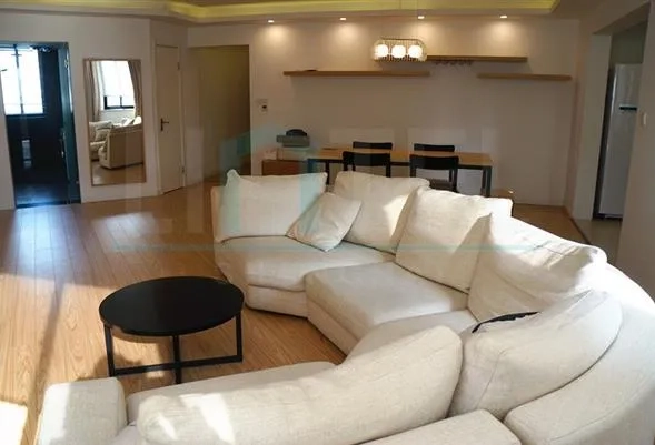 Rm 6D Jing Wei Apartment(3)