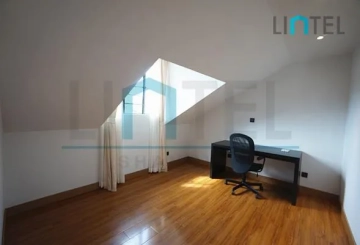 Rm 7 No 40 Maoming south Road(8)