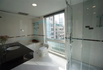 Rm 701 La Vie Apartment(12)