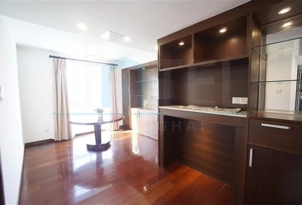 Rm 701 La Vie Apartment(5)