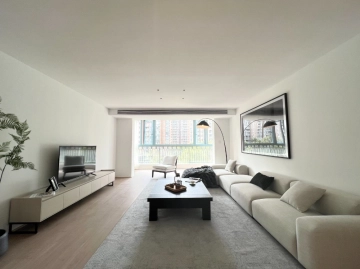 Rm 701 No 15 Rich Garden