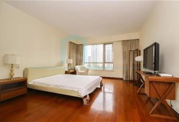 Rm 701 No 17 Yanlord Town(5)