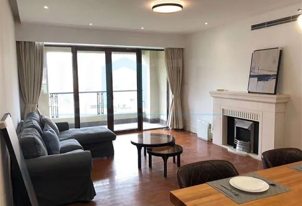 Rm 701 No 20 Lakeville Regency