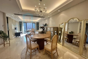 Rm 701 No 6 The Palace I(3)
