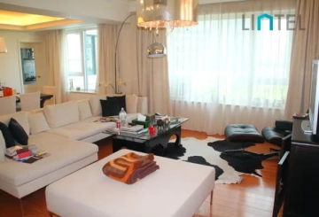 Rm 701 No 7 Skyline Mansion(2)