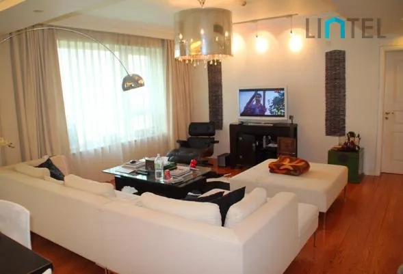 Rm 701 No 7 Skyline Mansion(3)