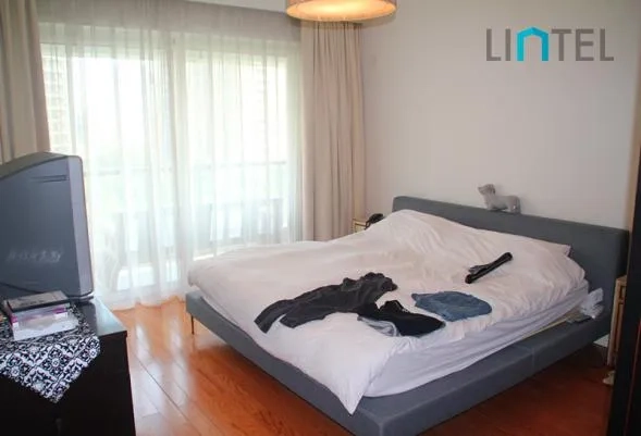 Rm 701 No 7 Skyline Mansion(6)