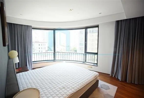 Rm 701 No 726 Financial Street The Palace(12)