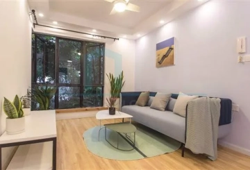 Rm 702 No 1 Grand Plaza