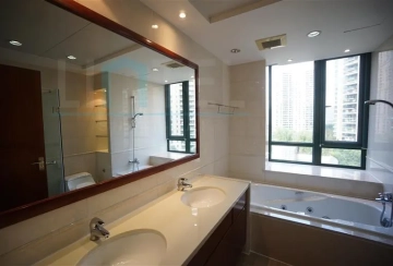 Rm 702 No 1 Yanlord Riverside Garden(14)