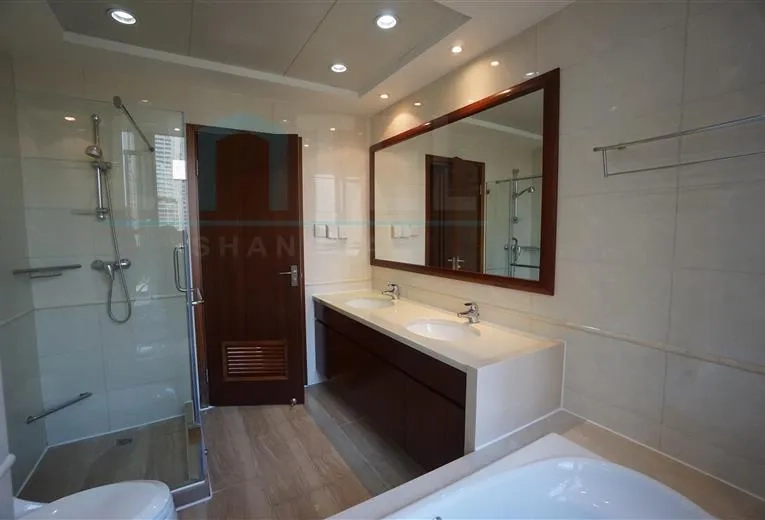 Rm 702 No 1 Yanlord Riverside Garden(15)