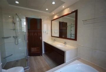 Rm 702 No 1 Yanlord Riverside Garden(15)