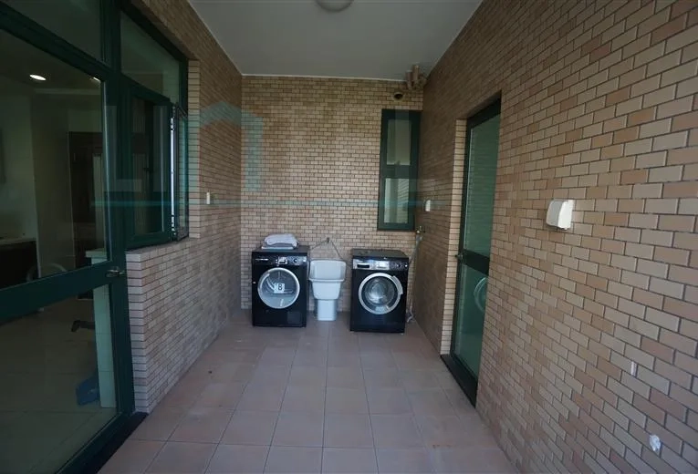 Rm 702 No 1 Yanlord Riverside Garden(29)