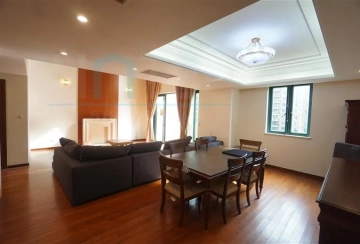 Rm 702 No 1 Yanlord Riverside Garden(3)