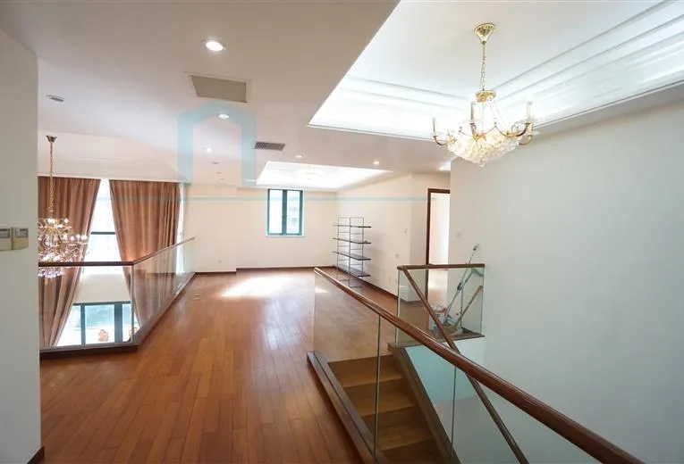 Rm 702 No 1 Yanlord Riverside Garden(10)