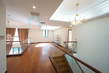Rm 702 No 1 Yanlord Riverside Garden(10)