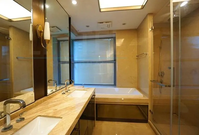 Rm 702 No 10 Emerald Riverside I(8)
