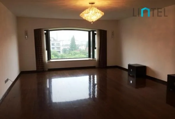 Rm 702 No 4 Chanter Garden(9)