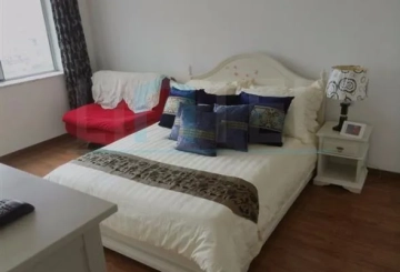 Rm 702 No 5 Golden Bund Garden(4)
