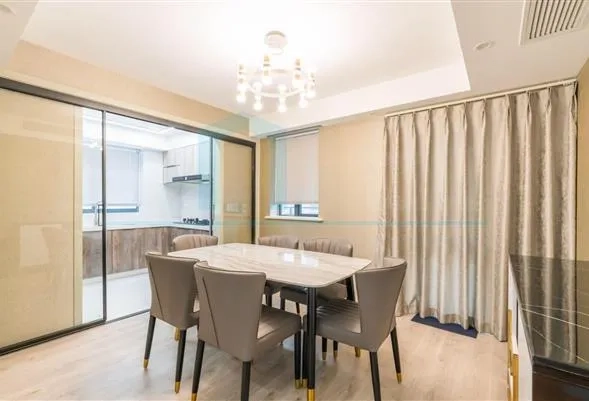 Rm 702 No 5 Lane 900 Xizang South  Road(5)