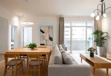 Rm 702 Yueyang Apartments(2)