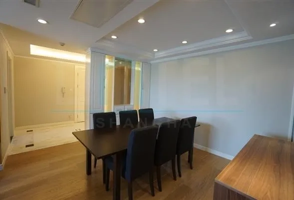 Rm 703 Villa Beau Rivage(6)