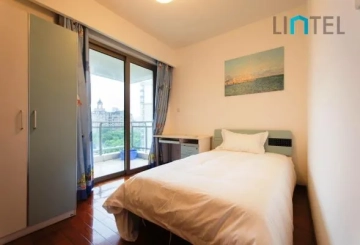 Rm 704 No 1 Yanlord Town(6)
