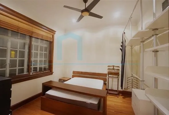 Rm 705 No 1850 Huaihai middle  Road(5)
