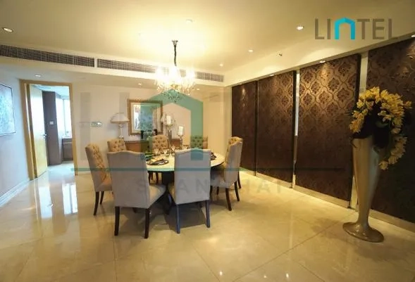 Rm 7A Huashan Square(6)