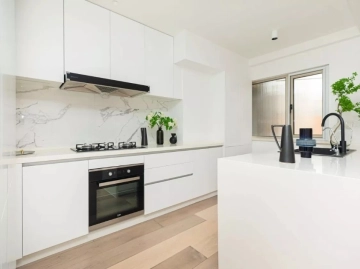 Rm 7A No 1 Palace Court(7)