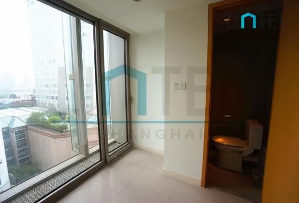 Rm 7B Huashan Square(16)