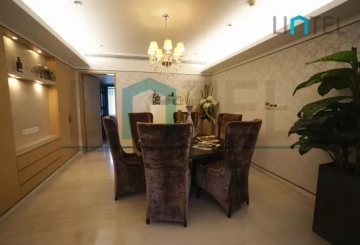 Rm 7B Huashan Square(3)