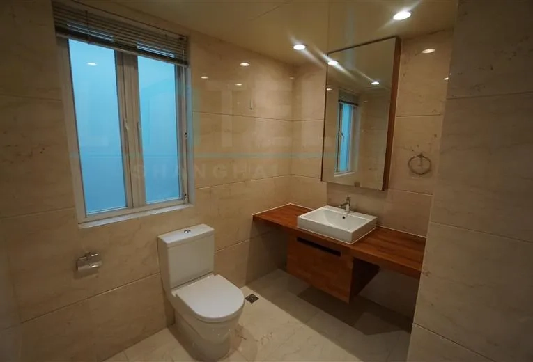 Rm 7B Huating Court(4)