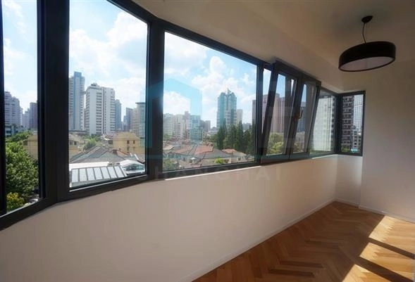 Rm 7C Royal Mansion(12)