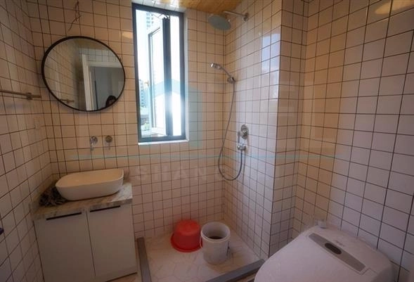 Rm 7C Royal Mansion(14)