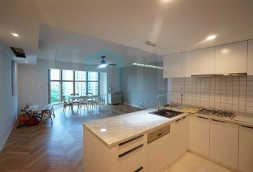 Rm 7C Royal Mansion(3)