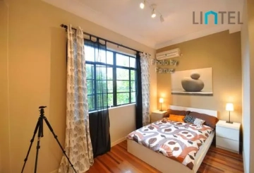 Rm 8 3F No 1205 Beijing west Road(4)