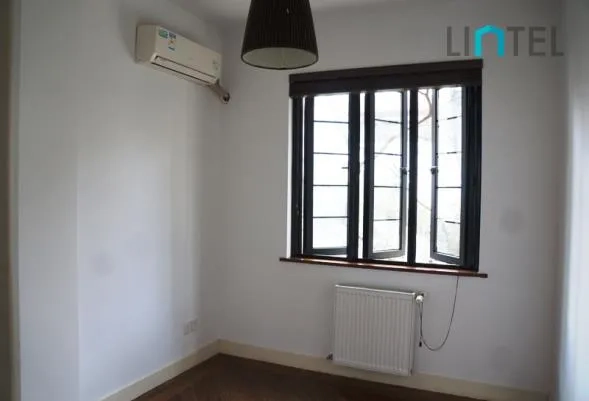 Rm 8 No 116 Wanping Road(8)