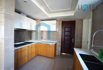 Rm 801 No 7 Grand Summit(3)